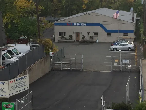No.1 Auto Body - photo 3