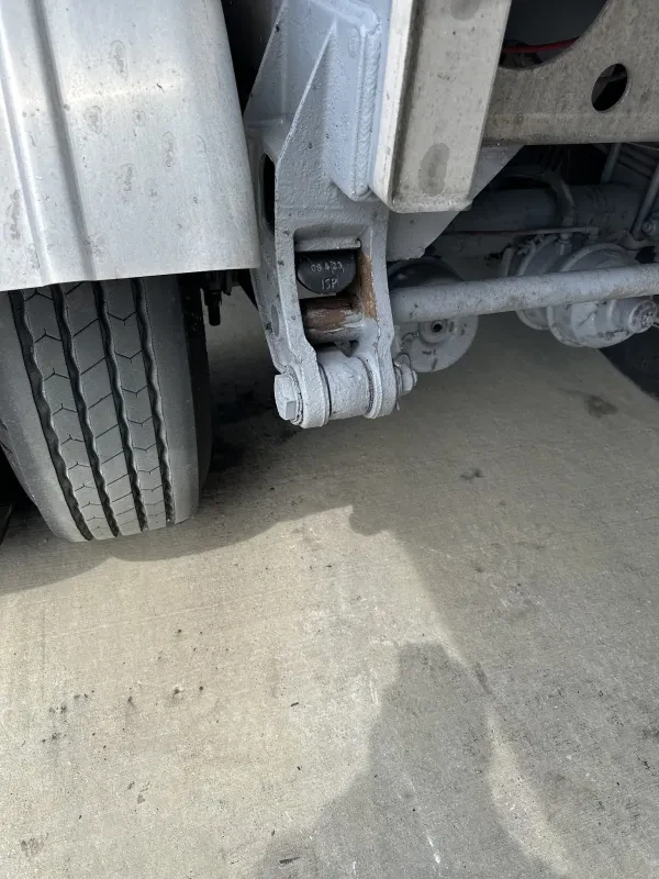 Vic's Truck & Trailer Repair - photo 2