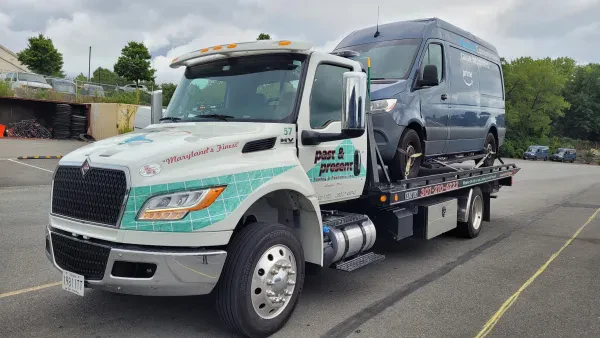 Past & Present Towing, Recovery & Heavy Duty Semi Truck Wrecker - photo 2