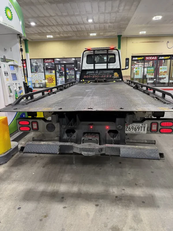 Past & Present Towing, Recovery & Heavy Duty Semi Truck Wrecker - photo 4
