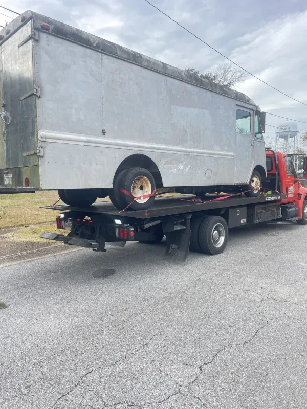 Jones Towing - photo 4