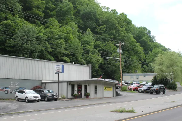 Leonard Automotive Group - photo 2