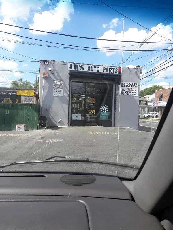 J R's Auto Parts - photo 2