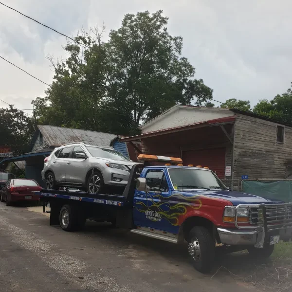 Harvey's Garage and Towing - photo 3