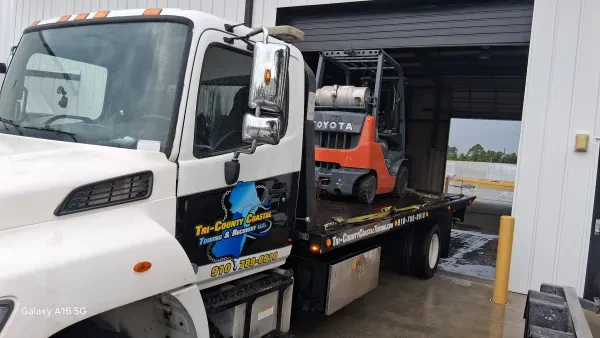 Tri-County Coastal Towing and Recovery Services LLC - photo 4