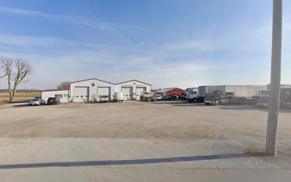 Brooks Truck & Trailer Repair - photo 2