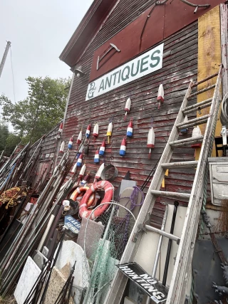 Treasures & Trash Barn