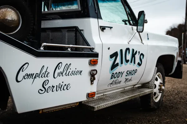 Zick's Body Shop Inc - photo 3