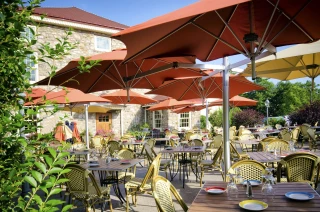 Jarrettown Hotel