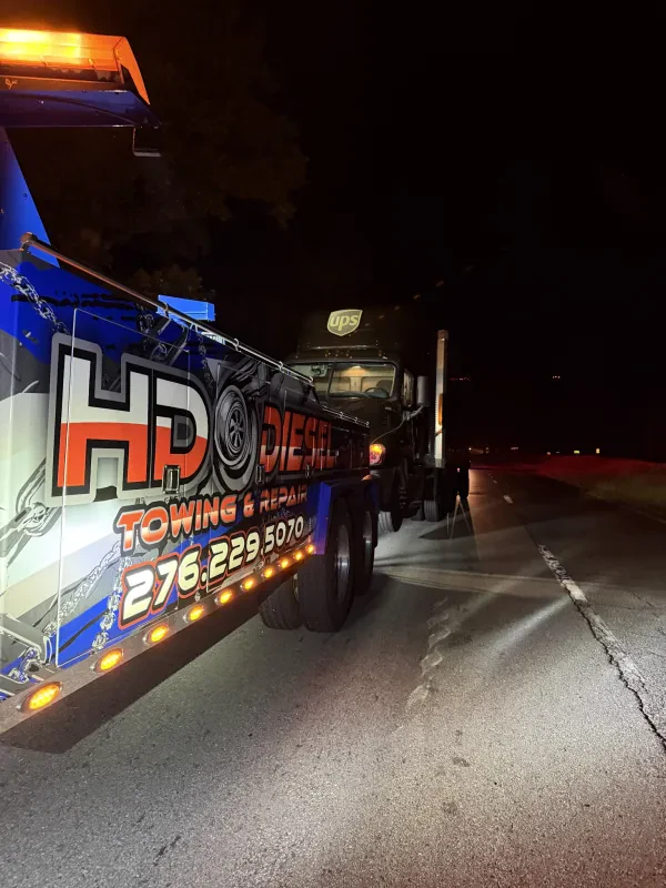 HD Towing & Recovery - photo 2