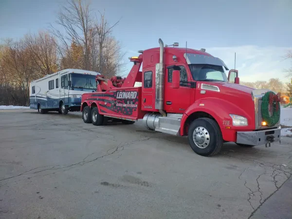 Leonard Heavy Rescue - 24 Hour Heavy Duty Towing - photo 3