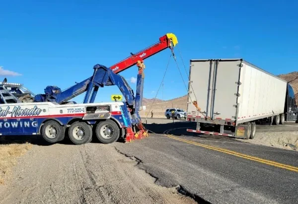 Cal-Nevada Towing - photo 3