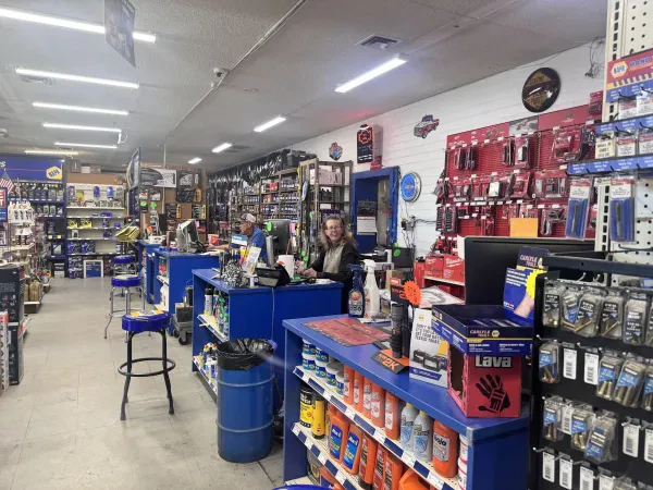 NAPA Auto Parts - Van's Auto Parts - photo 2