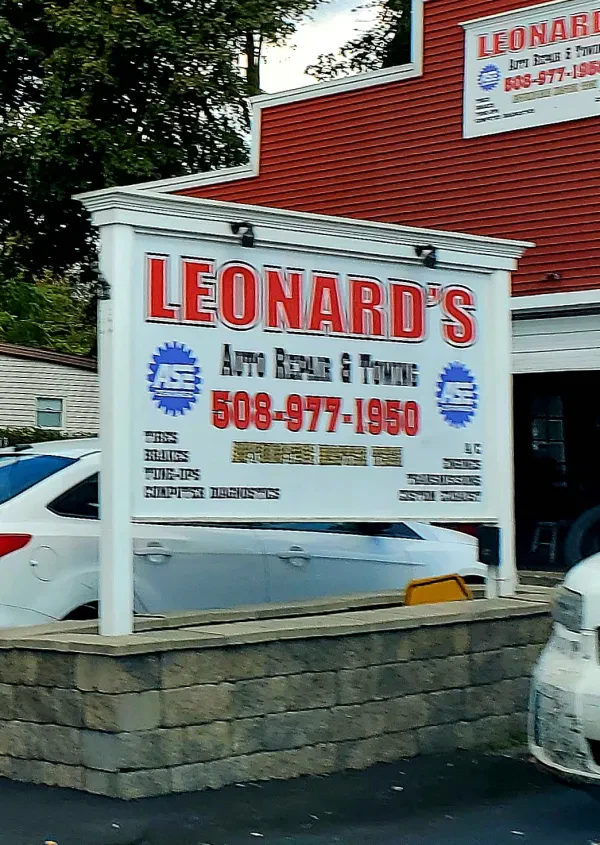 Leonard's 24 hour Towing & Recovery - photo 4