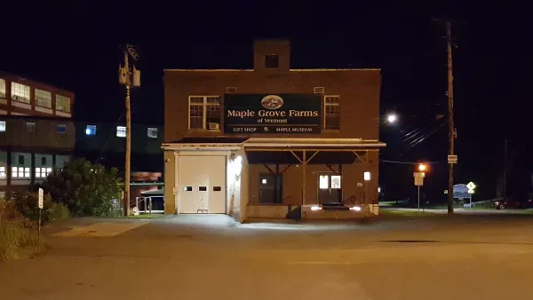 Wes Ward Auto, Truck Repair & Towing - photo 2