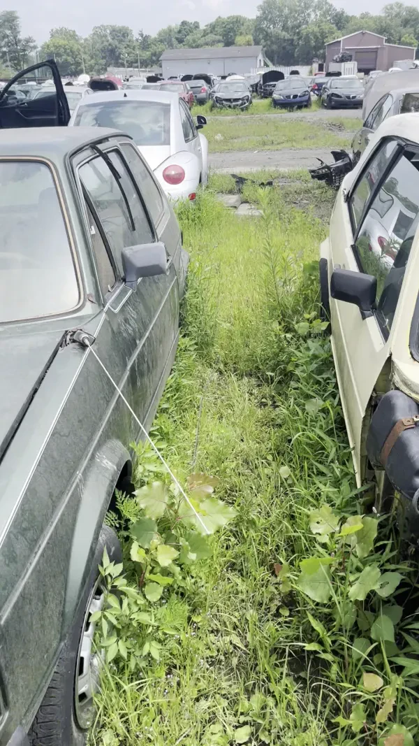 Paul's Auto Yard - photo 4