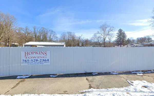 Hopkins Towing - photo 2