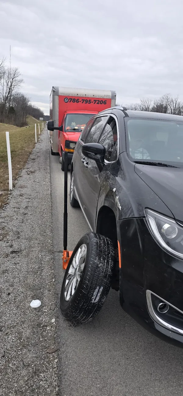 Tire Shop Mobile & Road Service 24/7 - photo 3