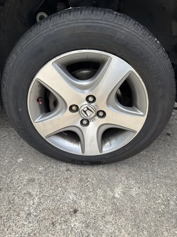 Tire Shop Mobile & Road Service 24/7 - photo 4