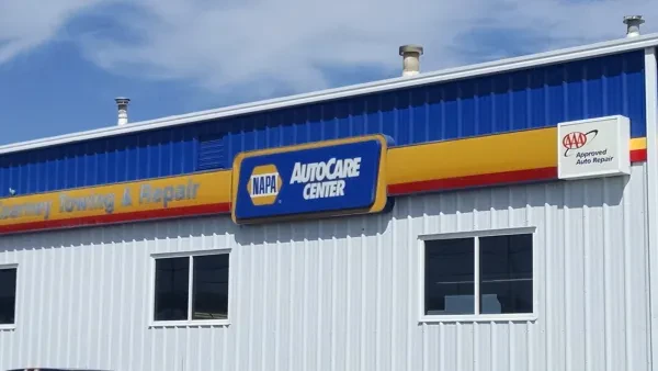 Kearney Towing & Repair Center - photo 3