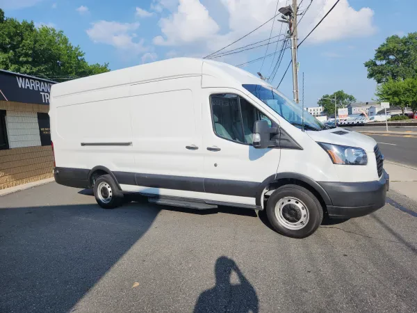 ROYALTY AUTO SALES INC - photo 3