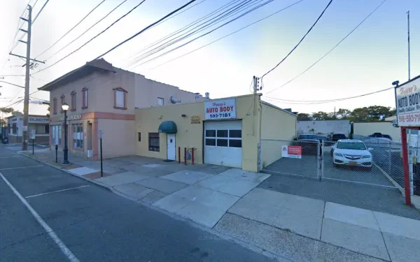 Harry’s Auto Body - photo 4