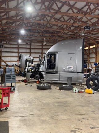 SG Truck Center