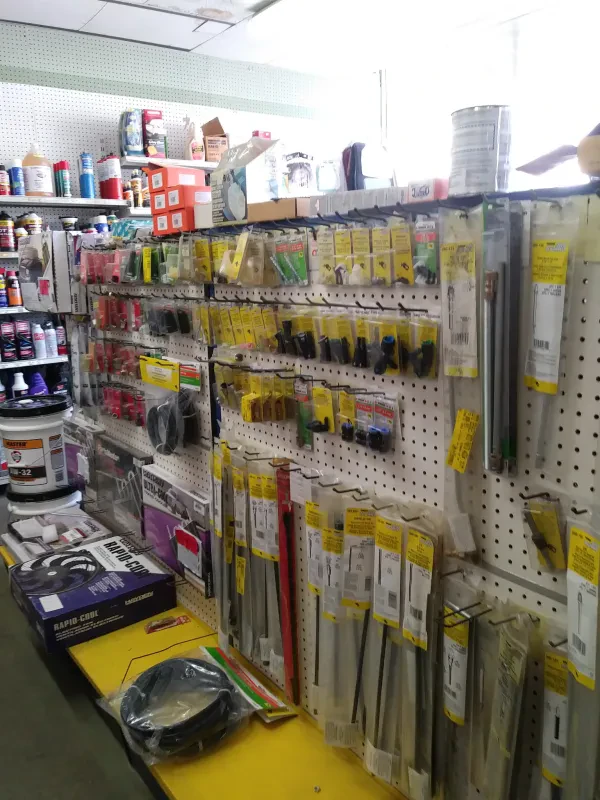 B's Auto Parts - photo 4