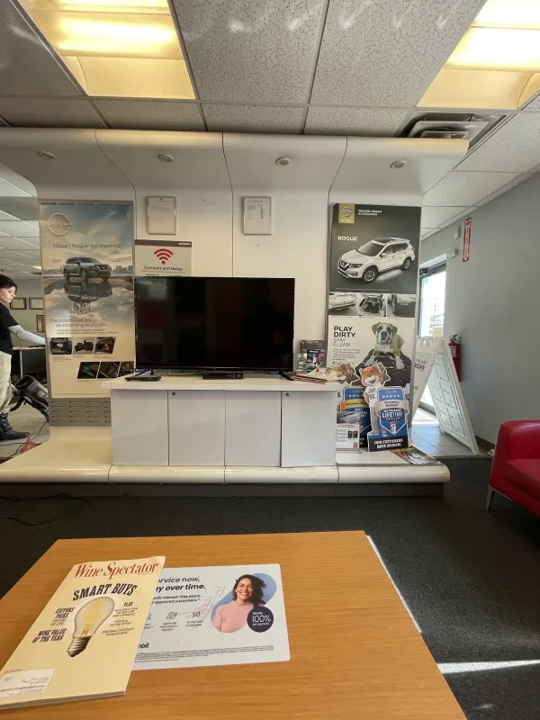 Thruway Nissan Service - photo 3