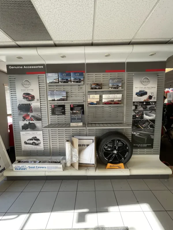 Thruway Nissan Service - photo 4