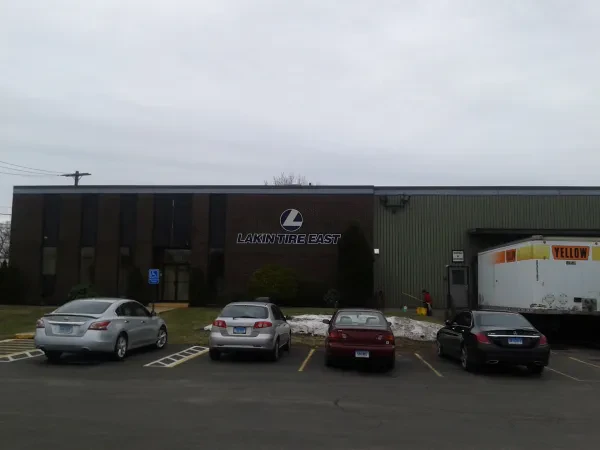 Lakin Tire East Inc. - photo 3