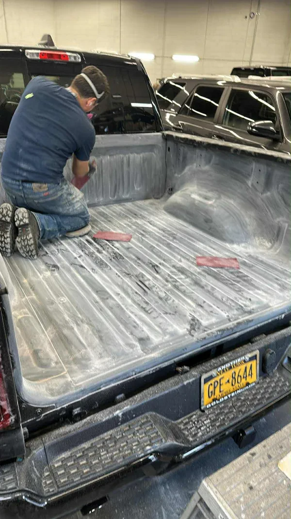 Caprara's Auto Body - photo 4