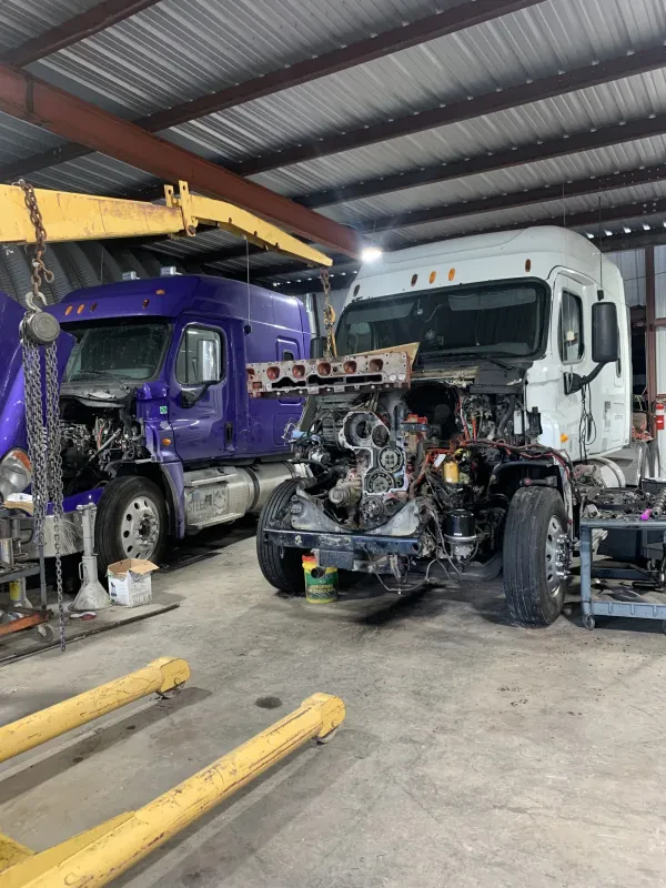 B&M Truck & Trailer Service - photo 2