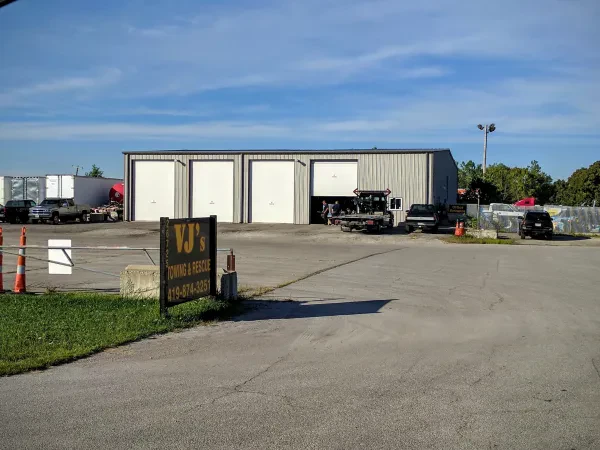 VJ's Towing & Rescue - photo 2
