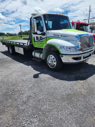 B & D Towing Service