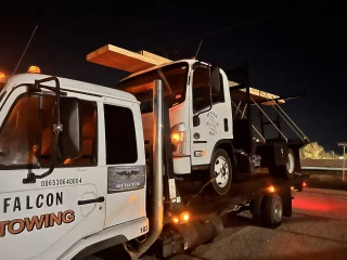 Falcon Towing