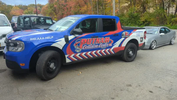 Putnam Collision Center - photo 2
