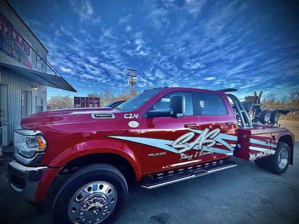 SAS Towing and Recovery Inc - photo 4