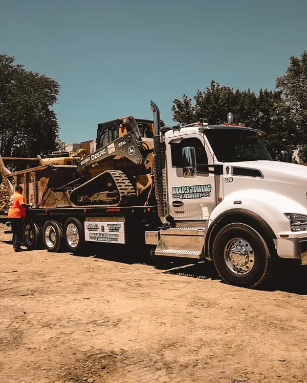 Brad's Towing & Recovery LLC - photo 2