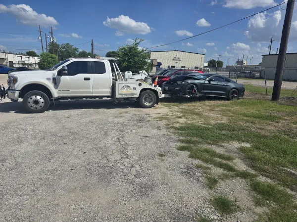 Benchmark Towing Systems - Heavy Duty Towing - photo 3