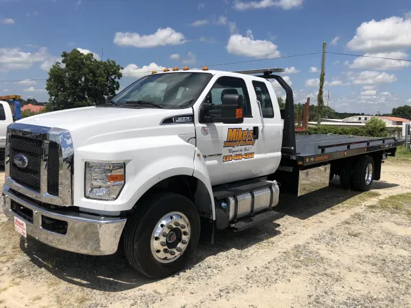 Mike's Towing & Recovery - photo 4