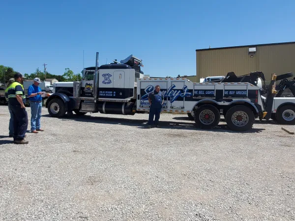 R - R Towing & Recovery LLC - photo 3