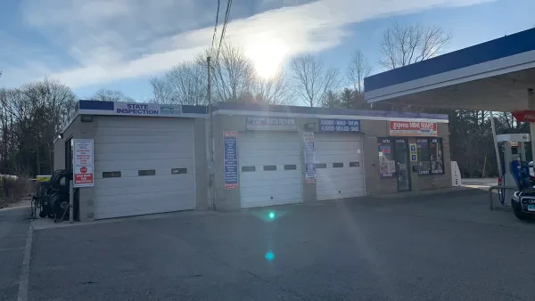 Easton Gas Auto Repair - photo 3