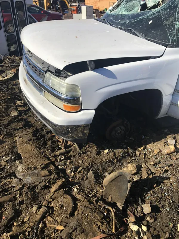 L&L Salvage and Sales - photo 3