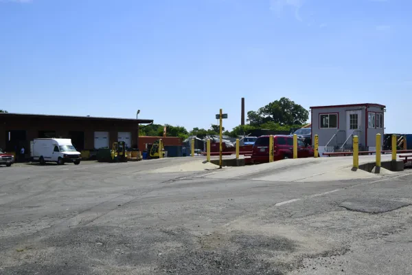 Richmond Recycling Inc - photo 3