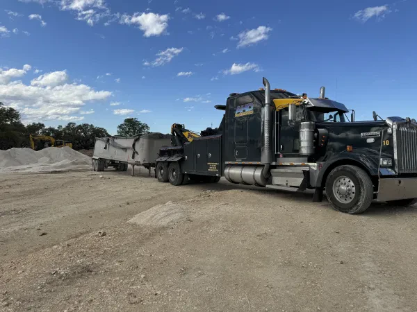 Austin Heavy Duty Wrecker Service - photo 4