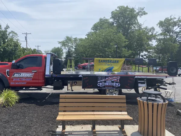 Delahunt Bros Towing & Recovery Inc. - photo 4