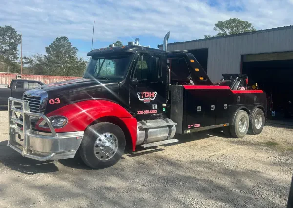 TDH Towing & Recovery LLC - photo 2