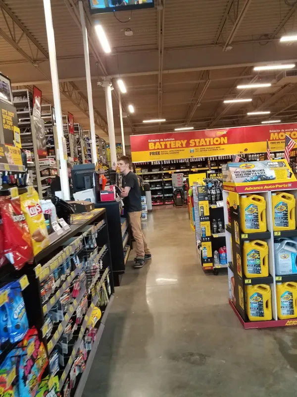 ADVANCE AUTO PARTS #7822 - photo 2