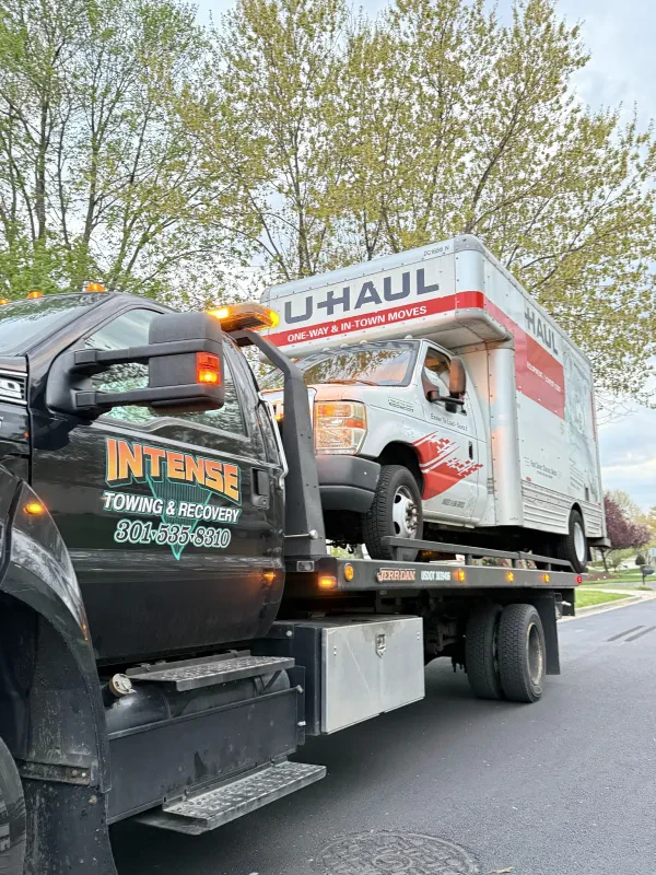 Intense Towing & Recovery - photo 3